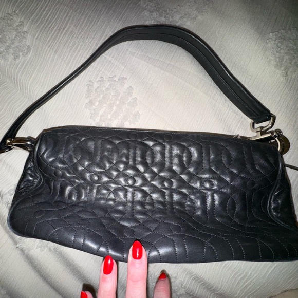 Donald Pliner Black Leather Shoulder Bag - Picture 3 of 10